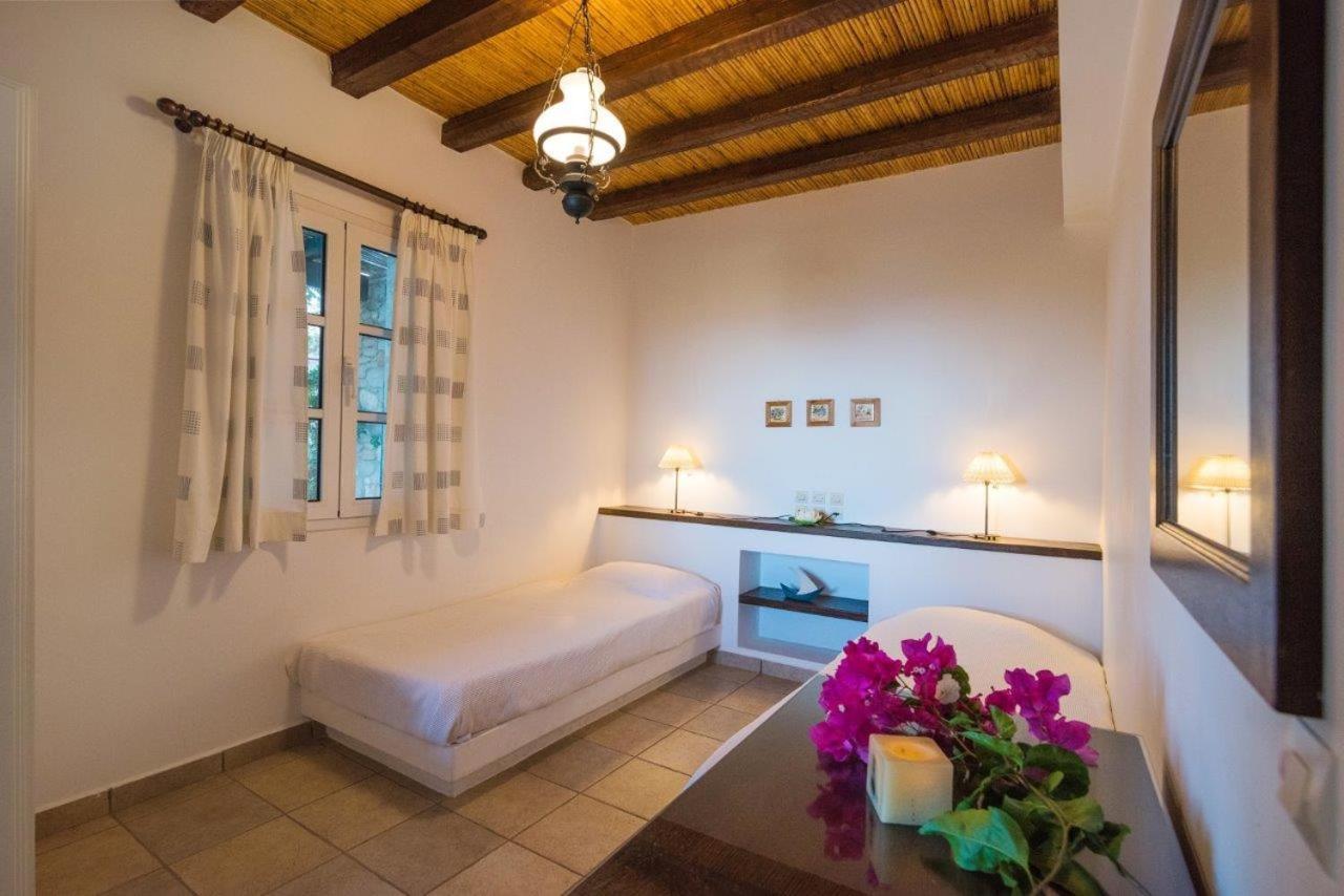 Villa Venus Avlemonas Esterno foto